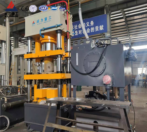 315噸五梁四柱液壓機(jī)_粉末液壓機(jī) 315噸五梁四柱液壓機(jī)_粉末液壓機(jī)