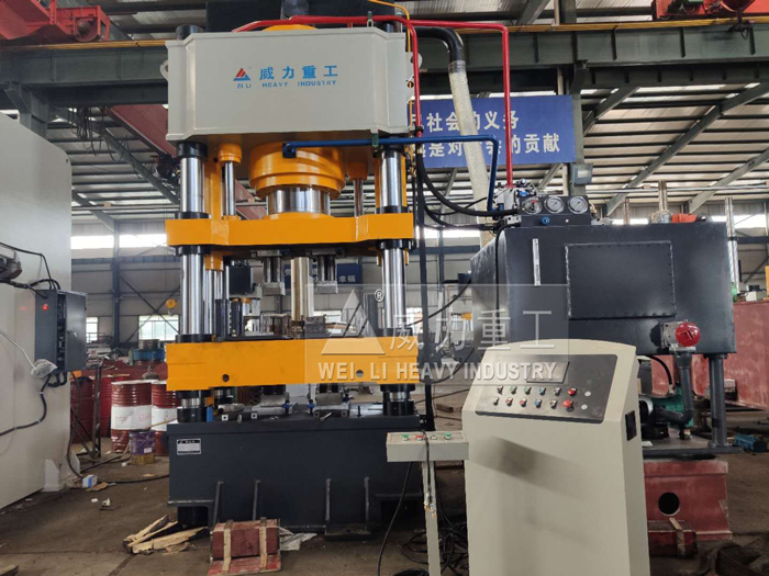 630噸四梁四柱液壓機